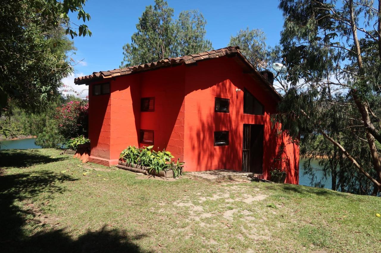 Ecolodge Bahia del Peñón Guatapé Exterior foto