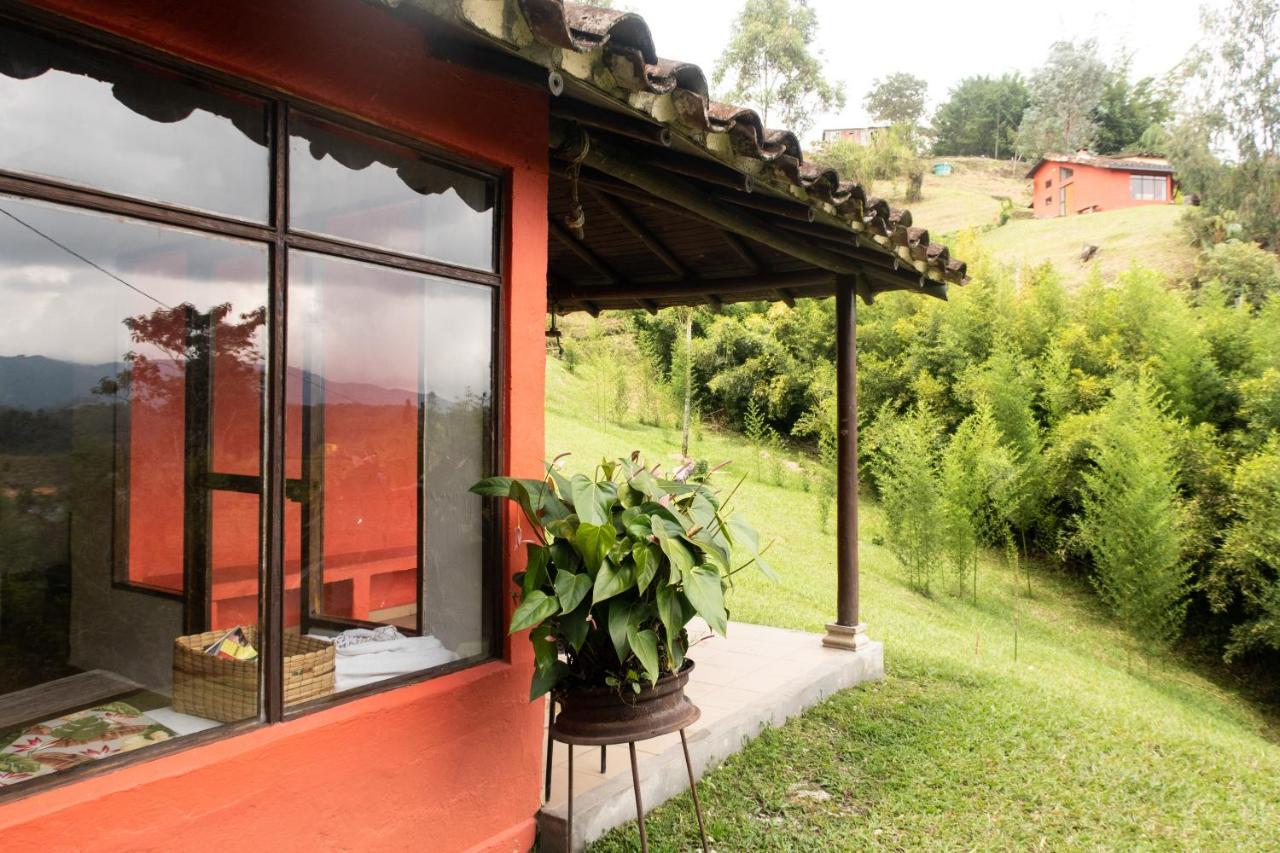 Ecolodge Bahia del Peñón Guatapé Exterior foto